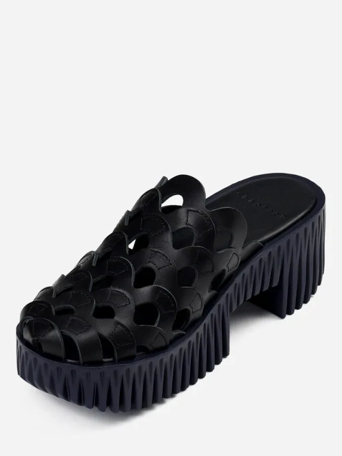 Сабо Plia Wave — 4cccees. Фото 3